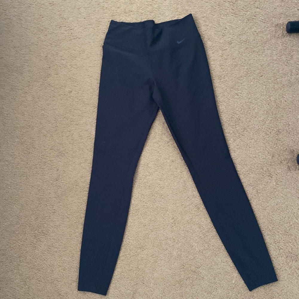 Black Nike leggings size small